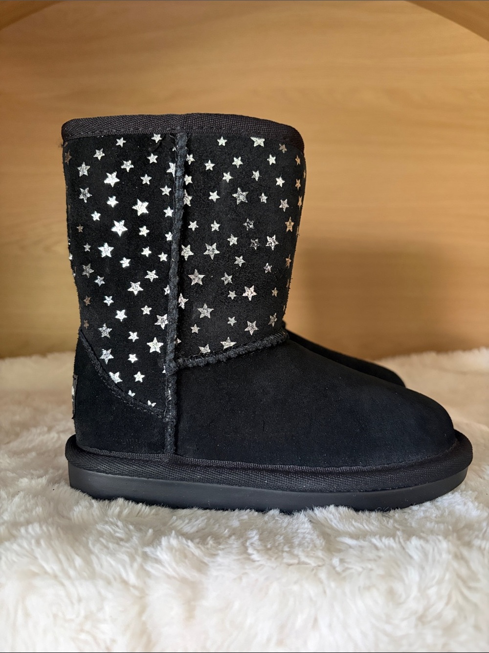 ✨$34✨Koolaburra by UGG Toddler Koola Short Stars Boots | Black | 8 (NIB)